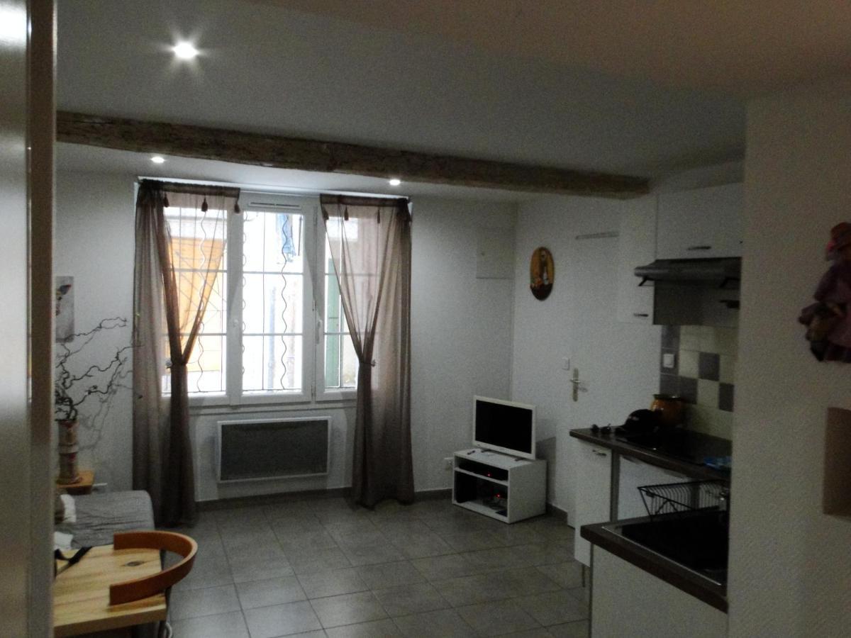 Sympathique Appartement LʼIsle-sur-la-Sorgue Exteriör bild